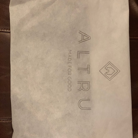 Altru Straw Tote - Picture 3 of 3